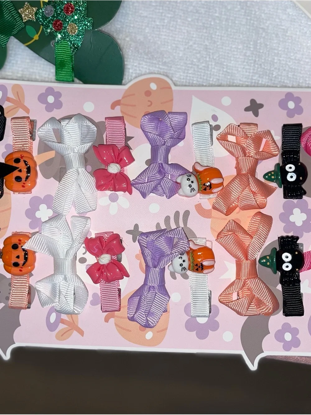 NWT Assorted Girls' Hair Bows Set with Holiday and Floral Styles